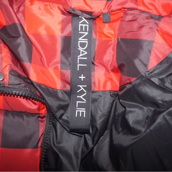 Kendall & Kylie plaid puffer coat - Picture 8 of 8